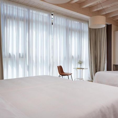 Hotel Trina 20 Palas de Rei Екстериор снимка