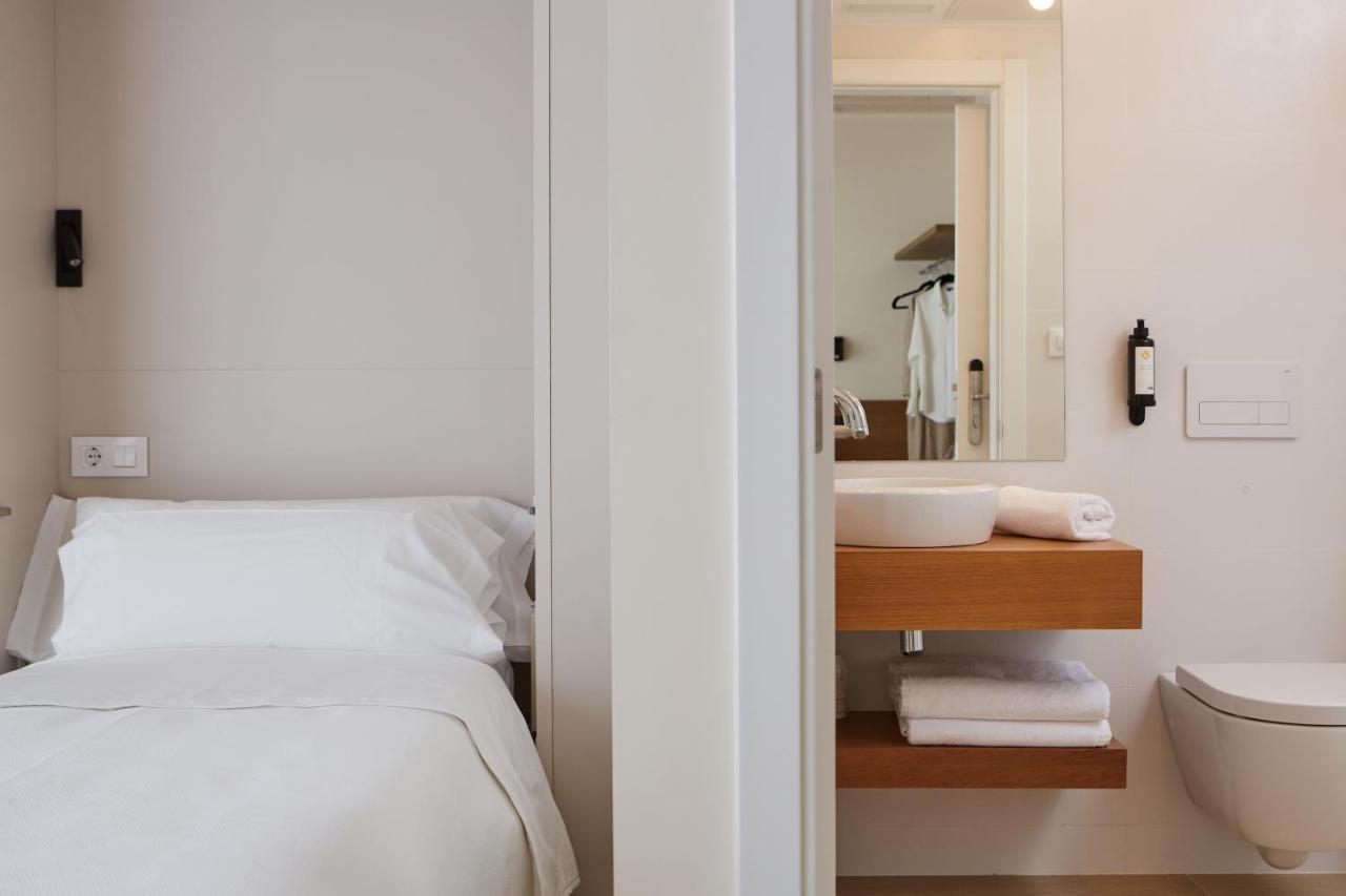 Hotel Trina 20 Palas de Rei Екстериор снимка