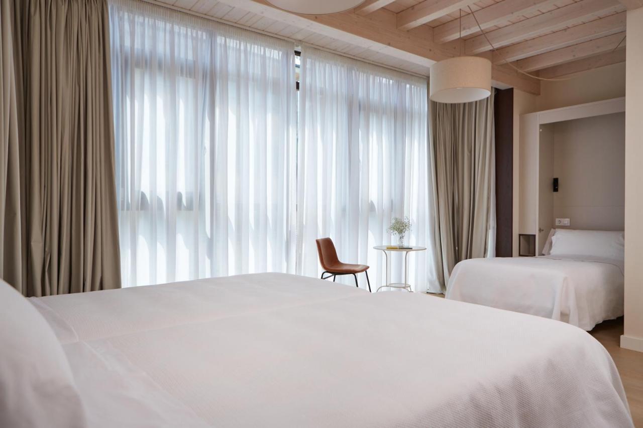 Hotel Trina 20 Palas de Rei Екстериор снимка